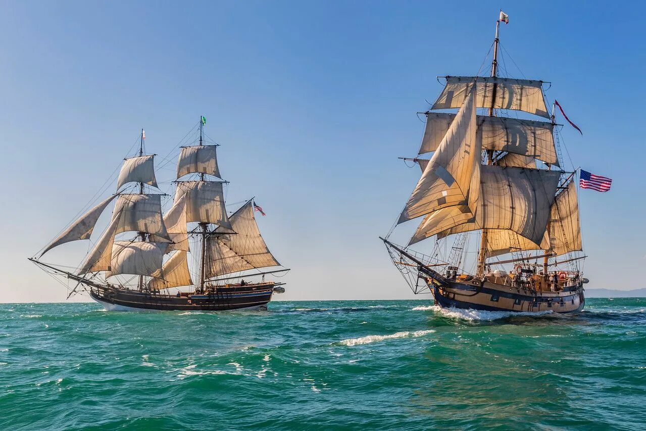 Корабль в море картинки. Tall ship. Tall ships races 2019. Старинные корабли на закате. Парусник мир регатта 2010.