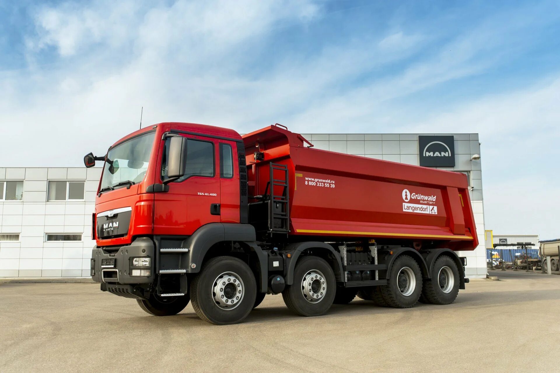 Man 8 4. Самосвал ман tgs белый. Ман тгс 8х4 самосвал. Самосвал ман тгс 2020. Ман тгс 41.