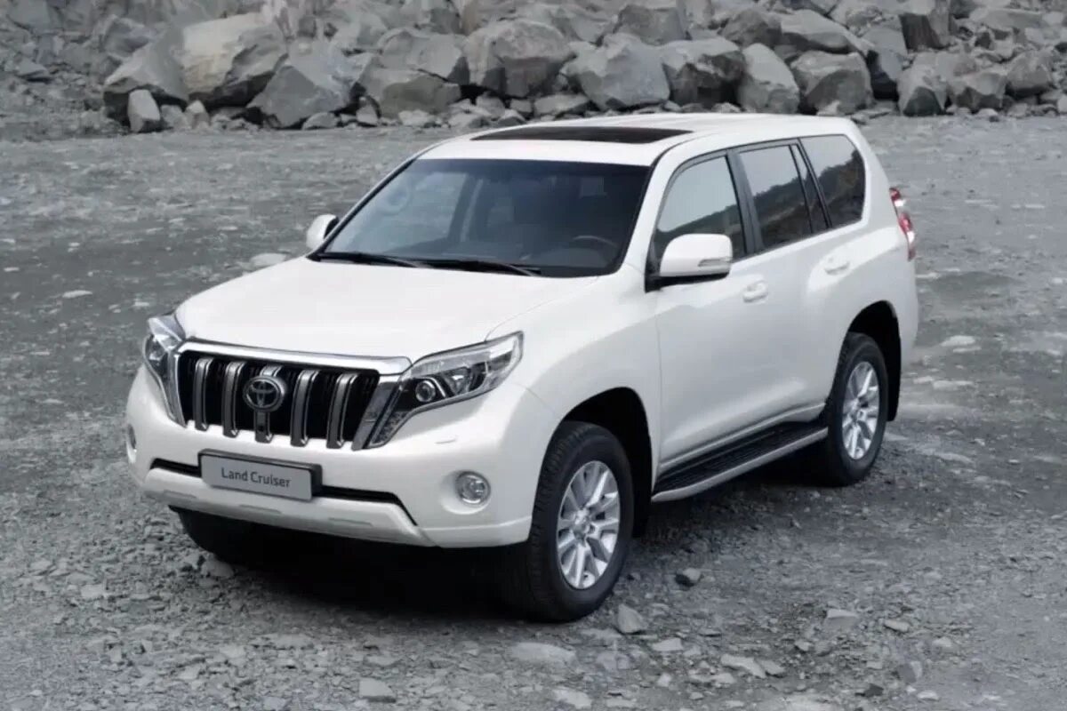 Прадо 2014 г. Toyota Land Cruiser Prado 150. Toyota Land Cruiser Prado 2014. Toyota Land Cruiser Prado 150 2014. Toyota Land Cruiser Prado 2013.