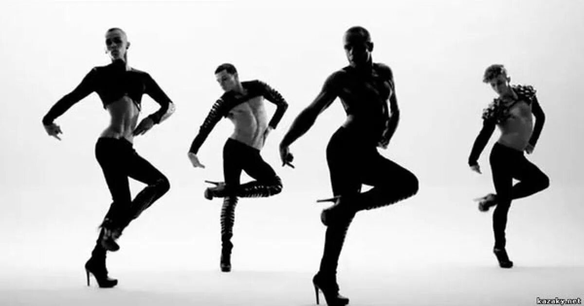 Клип парень танцевать. Клип парень танцевать. Kazaki группа. Украинская группа kazaky. Клип парень танцевать.