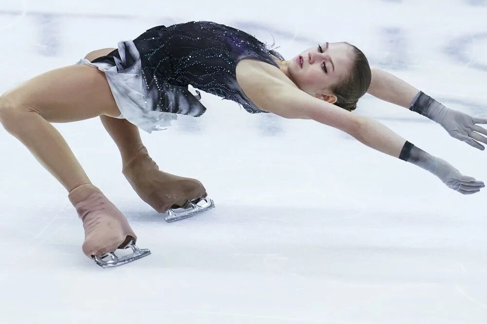 Alexandra Trusova фигуристка.