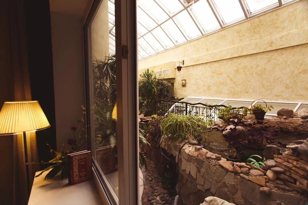 Советская 20 тюмень. Отель евразия тюмень. Отель евразия тюмень. Евразия тюмень. Отель евразия комната атриум тюмень.