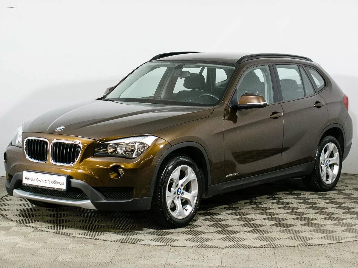 Х1 2012 года. BMW x1 e84 отличия рестайлинга. X1 2012. E84. BMW x1 2012 отзывы.