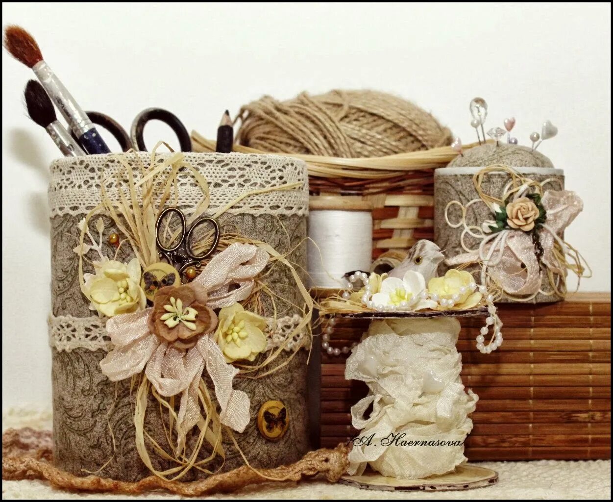 разнообразие рукоделия. рукоделие оформление. винтажные штучки для интерьера. материалы для декорирования. украшения для рукодельниц.