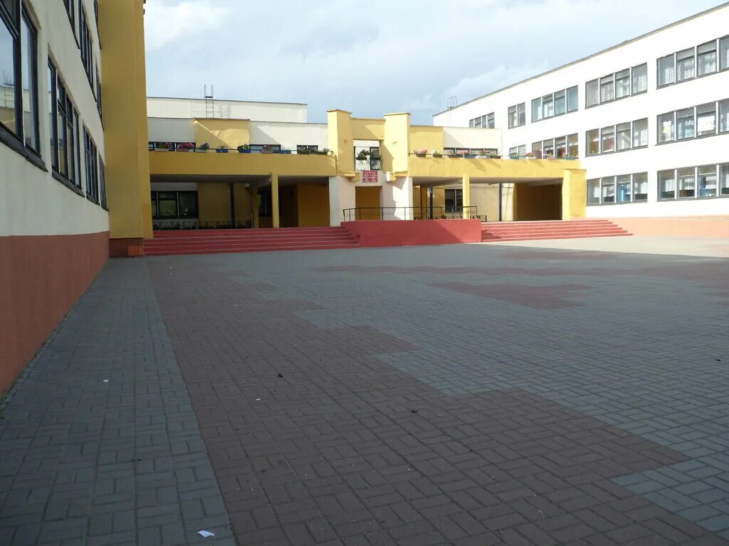 школы города солигорска. институт горной автоматики солигорск. солигорск школа номер 11. школы города солигорска. школа 14 солигорск.