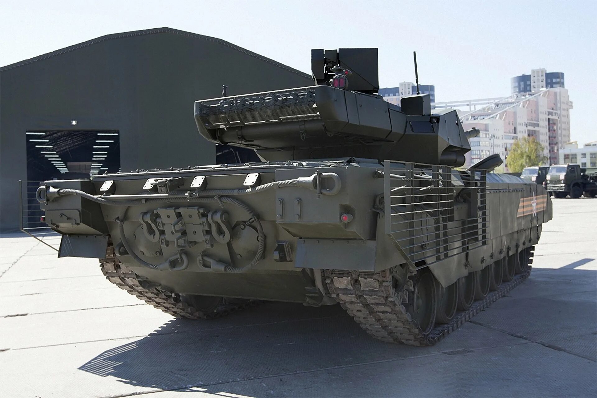 Российский танк т-14 "армата". T14 танк armata. Танк т90 2022. Танки новые 9. Т-14 армата.