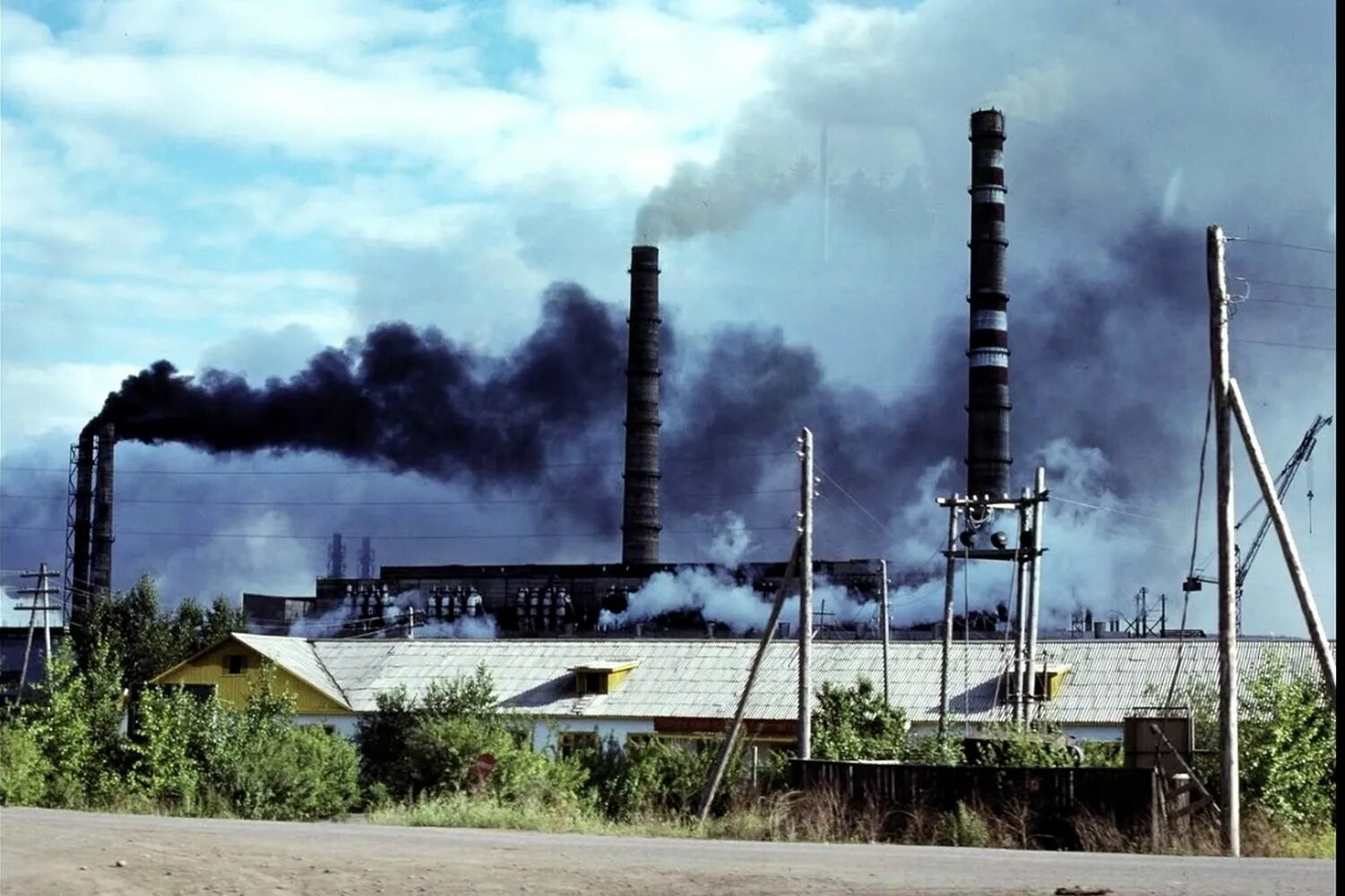 Мобильная автоматизированная водогрейная котельная. Трубы братск. Трубы братск. Выбросы блпк в братске. Братский лпк-братск.