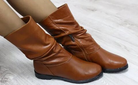 Сапожки из кожи