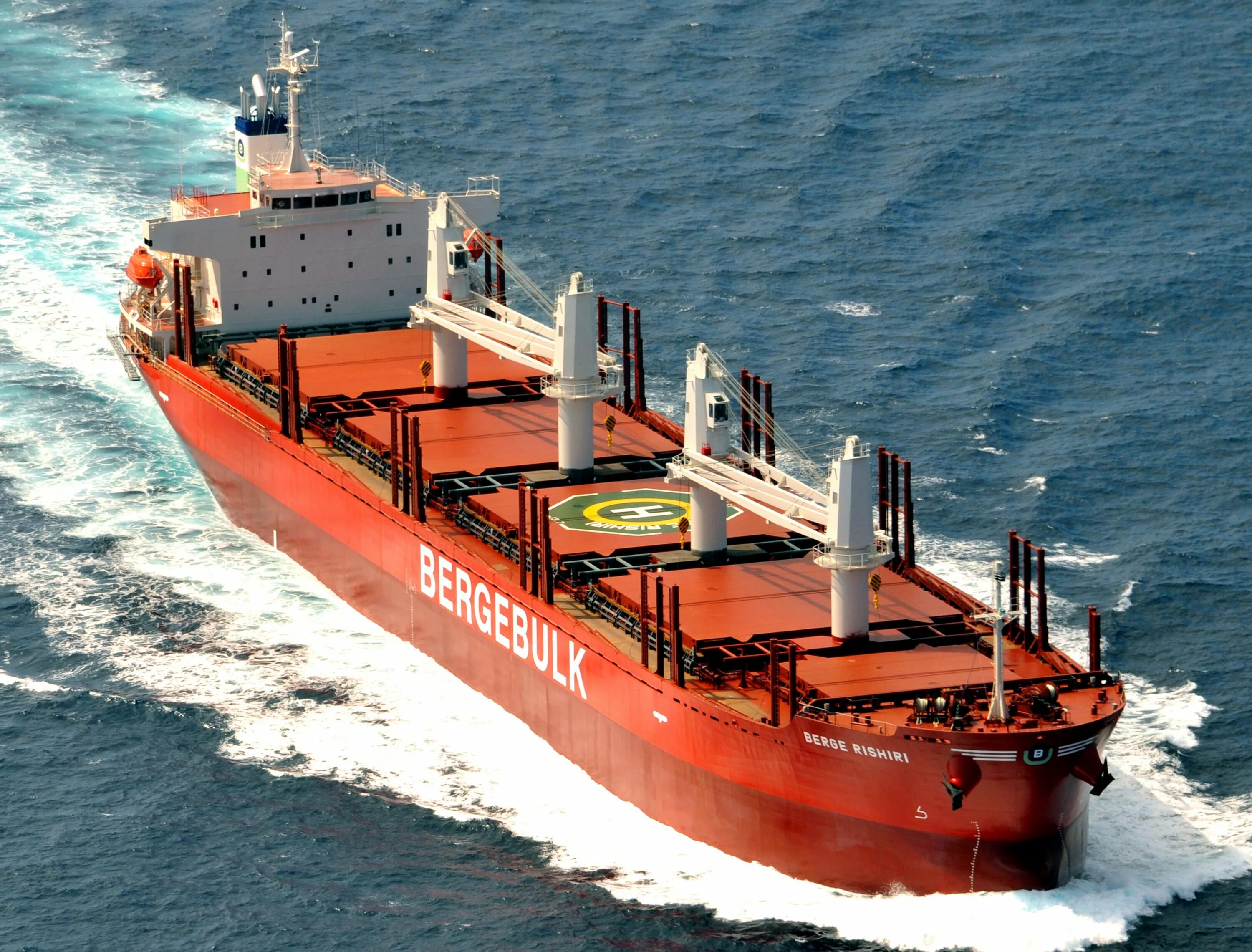 Bergebulk танкер. Bulk carrier 9000 dw. Балкер это что такое простыми словами. Балкер кейпсайз. Балкер capesize.
