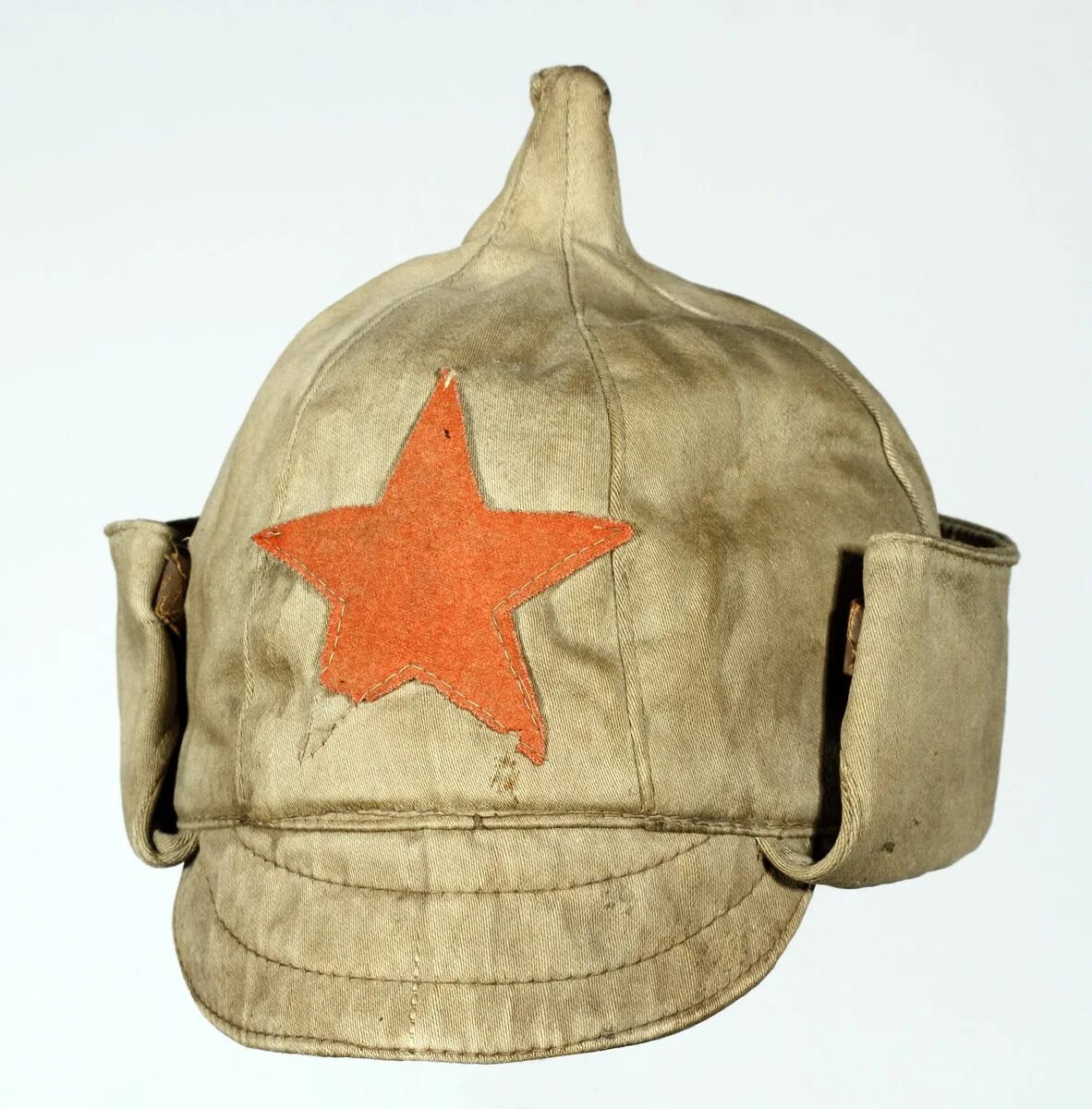 Буденовка ркка 1918. Будёновка красноармейская. Какой головной убор носили красноармейцы. Буденовка летняя ркка. Советская буденовка.