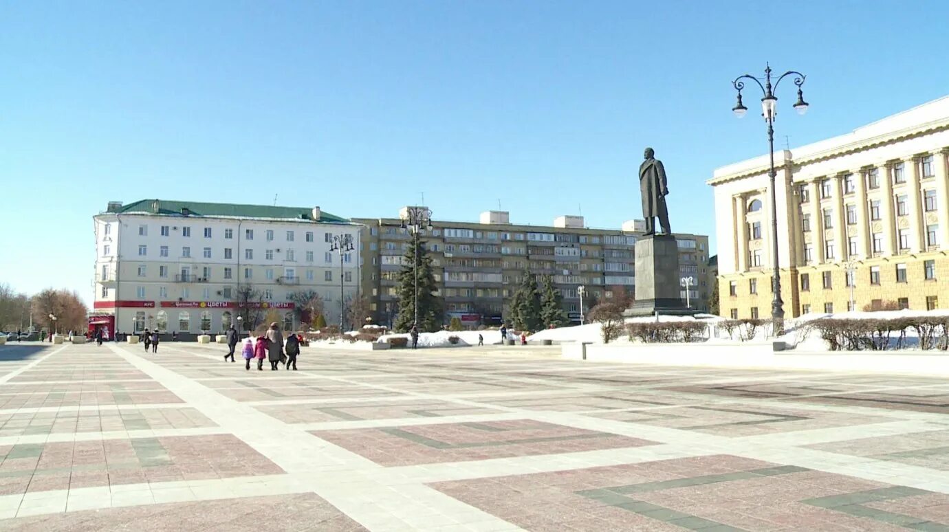 Площадь ленина часы работы. Площадь Ленина Пенза. Московская площадь Пенза. Площадь Ленина Пенза-пресс. Пенза 1966 площадь Ленина.