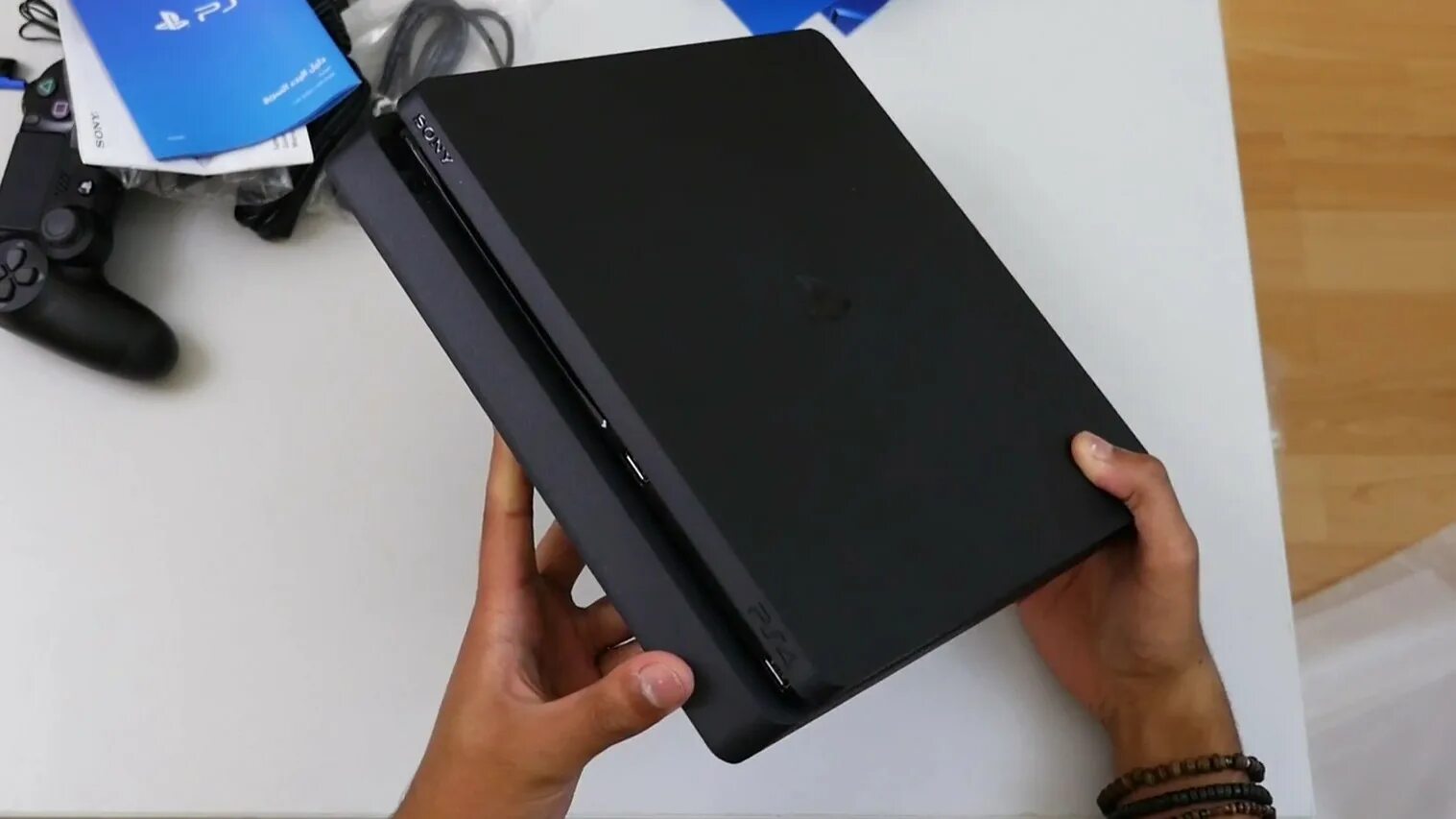 Плейстейшен 4 про слим. PLAYSTATION 4 Slim 1000 GB. Ps4 Slim USB. Rt5080 ps4 Slim. ПС 4 слим на квартире.