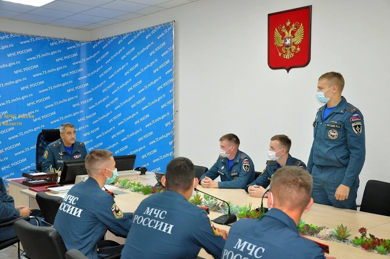 Мчс тюменской. Мчс тюменской. Мчс тюменской. Мчс гу тюбмен. Долгушин мчс тюмень.