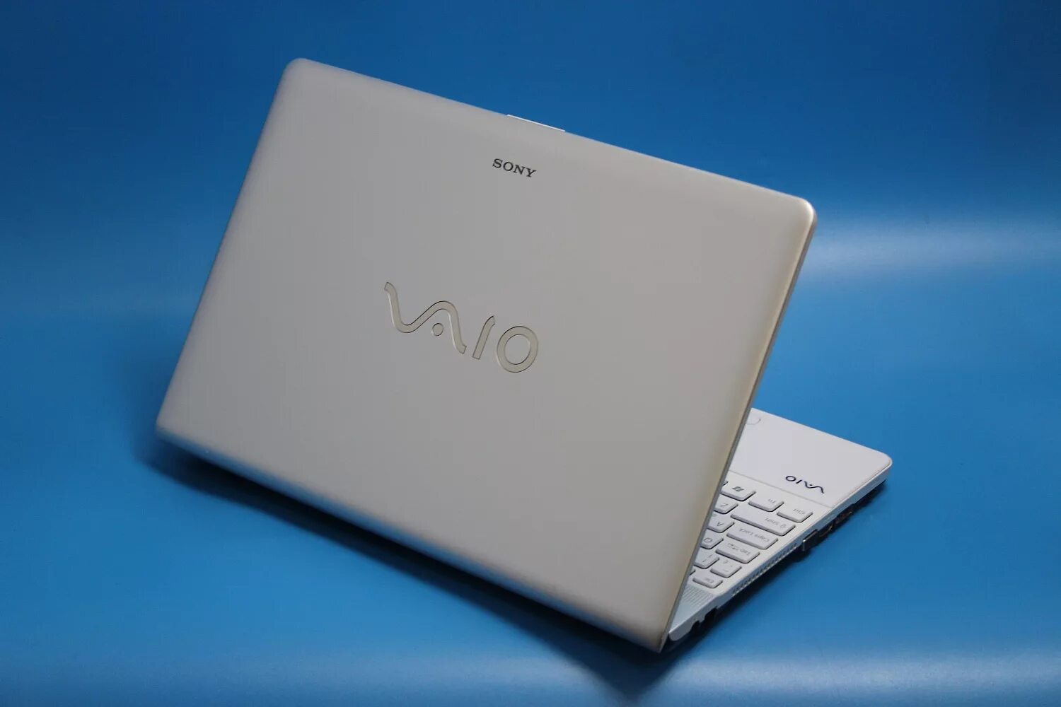 Сони вайо купить. Ноутбук Sony VAIO 2012 года. Ноутбук сони Sony VAIO. Ноутбук сони VAIO 2022. Ноутбук сони Вайо белый.