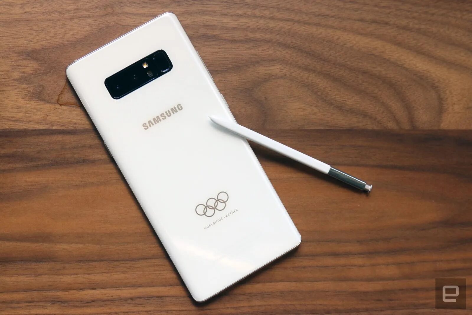 Samsung Note 8 White. Note 8 Olympic Edition Galaxy. Samsung Galaxy Note 4 Olympus Edition. Олимпийский Note 8. Игры note 8
