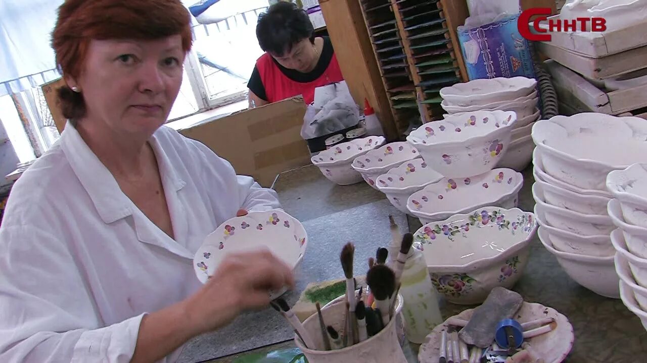 на фабрике посуды 20. производители посуды в россии. на фабрике керамической посуды 20 произведенных тарелок имеют. на фабрике посуды 20. на фабрике посуды 20.