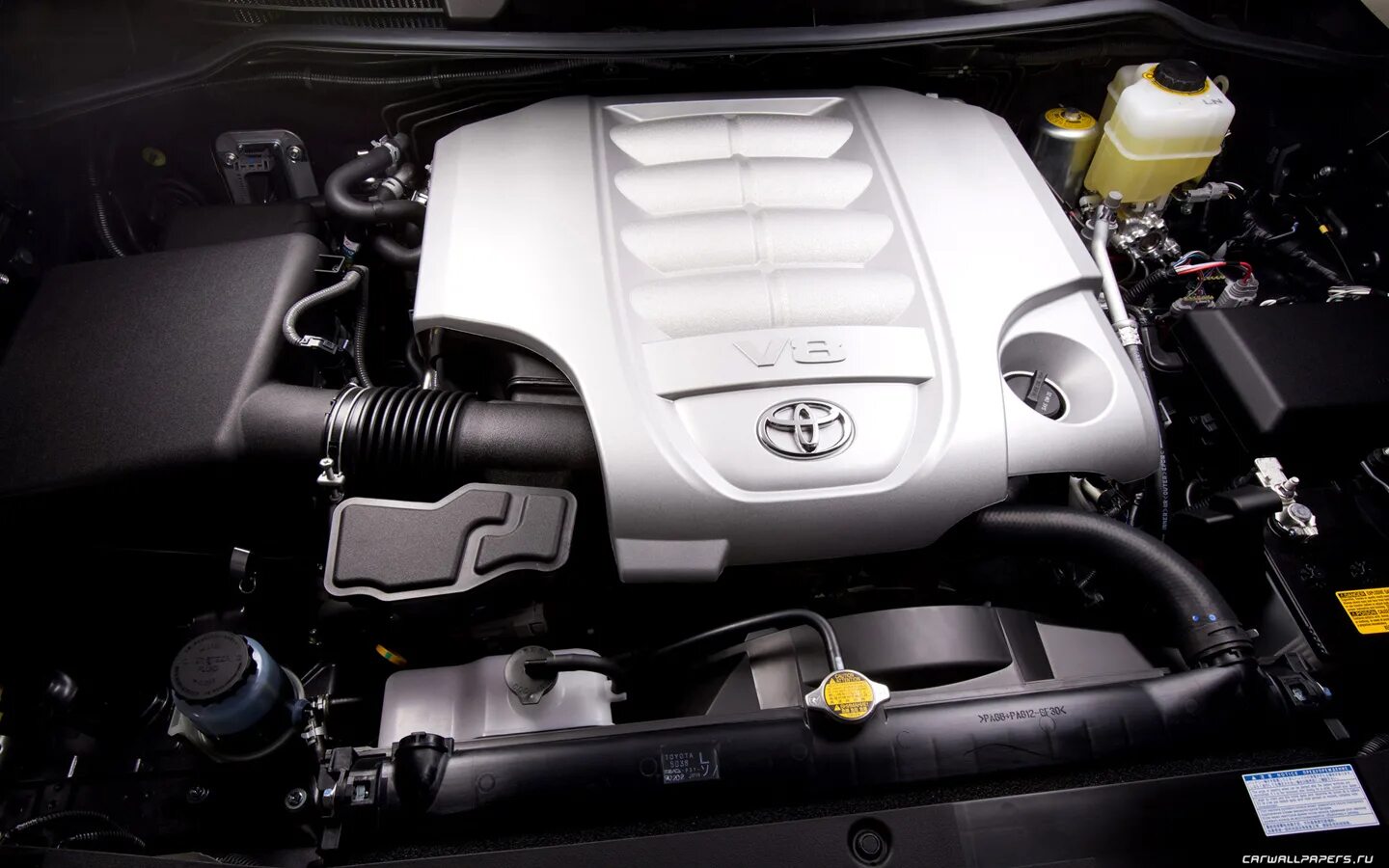 тойота ленд крузер 2000 л с. двигатель toyota land cruiser 200. с. Toyota land cruiser 200 экран. 6.