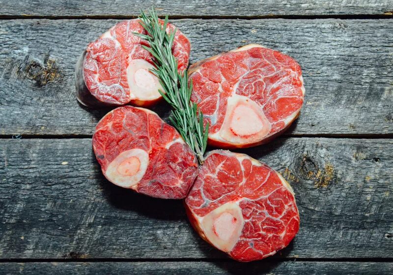 Органическое мясо. Оссобуко телячья рулька. Оссобуко телячья рулька. Говядина оссобуко ~ 650г. Голяшка оссобуко.