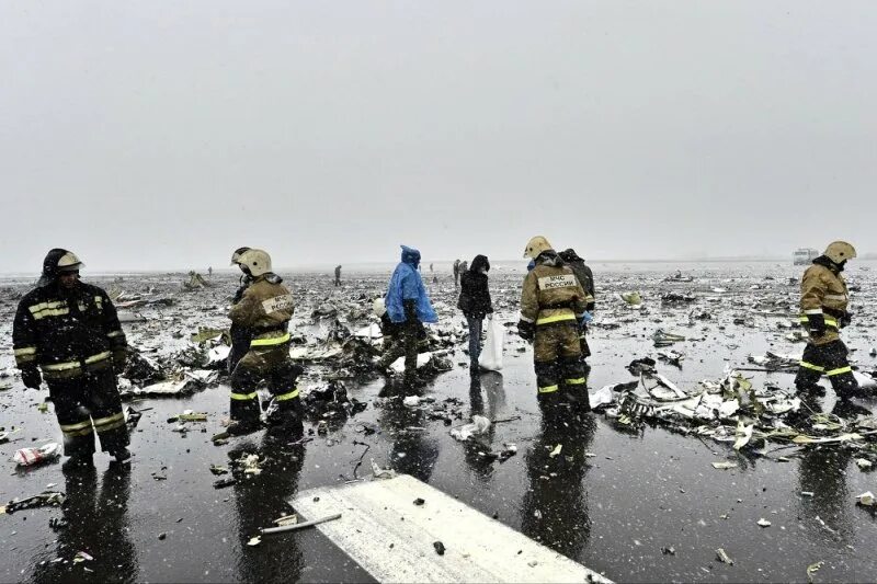 Боинг 737 ростов на дону. Катастрофа boeing 737 в ростове-на-дону. крушение боинга 737 в ростове. авиакатастрофа боинг 737 ростов на дону. авиакатастрофа flydubai в ростове.