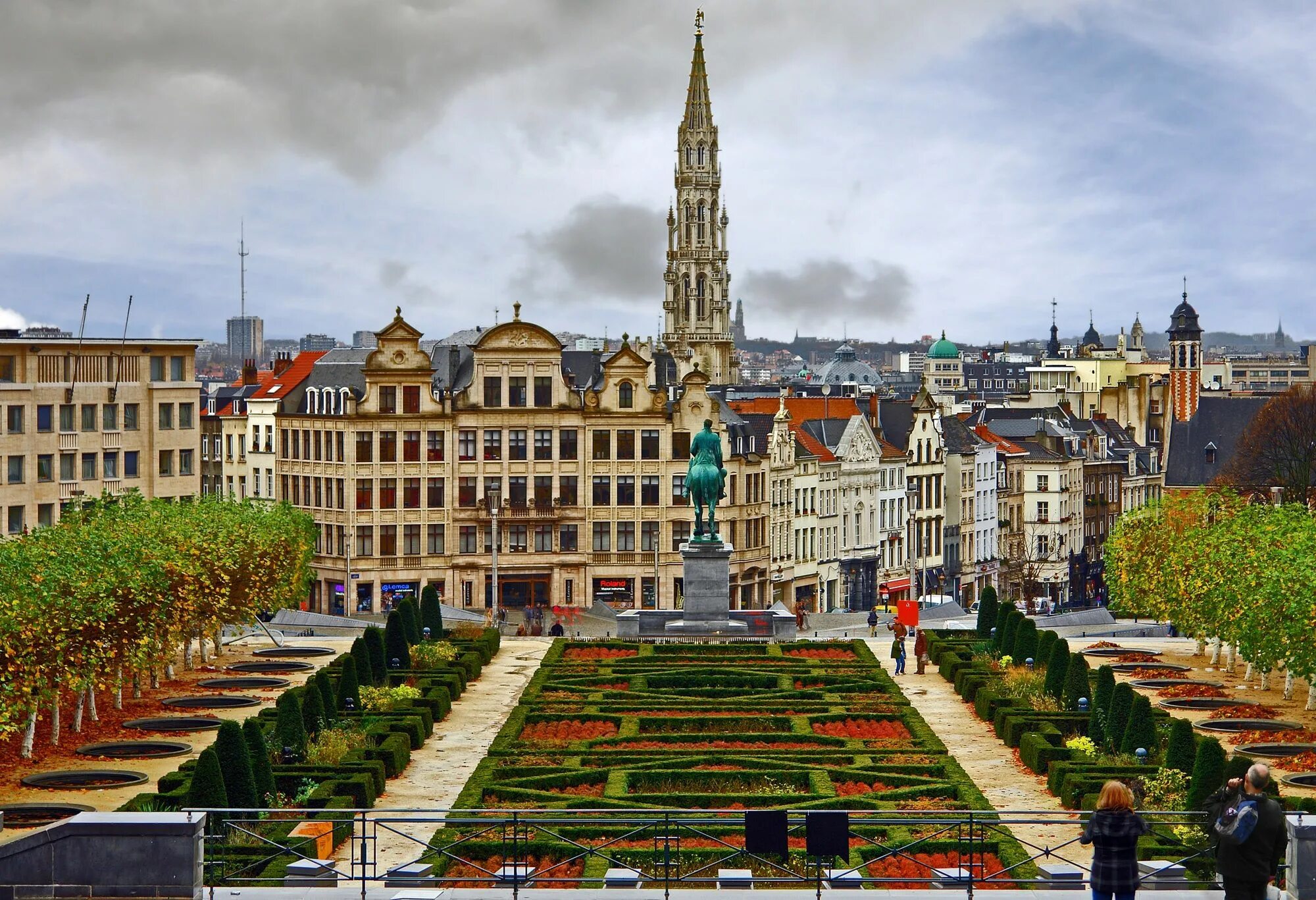 Страна города брюссель. Столица Бельгии Брюссель. Брюссель столица Бельгии достопримечательности. Бенилюкс Бельгия Брюссель. Столицы Бенилюкса Брюссель.