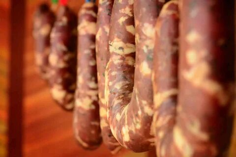 Натуральная колбаса