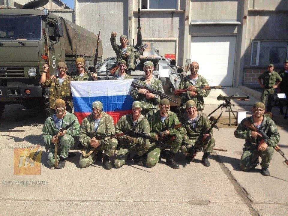 Российские войска в луганске. Ополченцы донбасса. Донбасс российский войсках. Ополченцы донбасса. Солдаты новороссии.