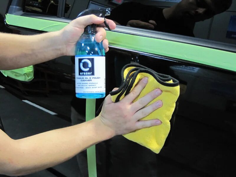 Очистка металла перед покраской. Как обезжирить поверхность перед покраской. Обезжириватель малярный для авто. Обезжириватель для пластмасс. Обезжириватель для авто.