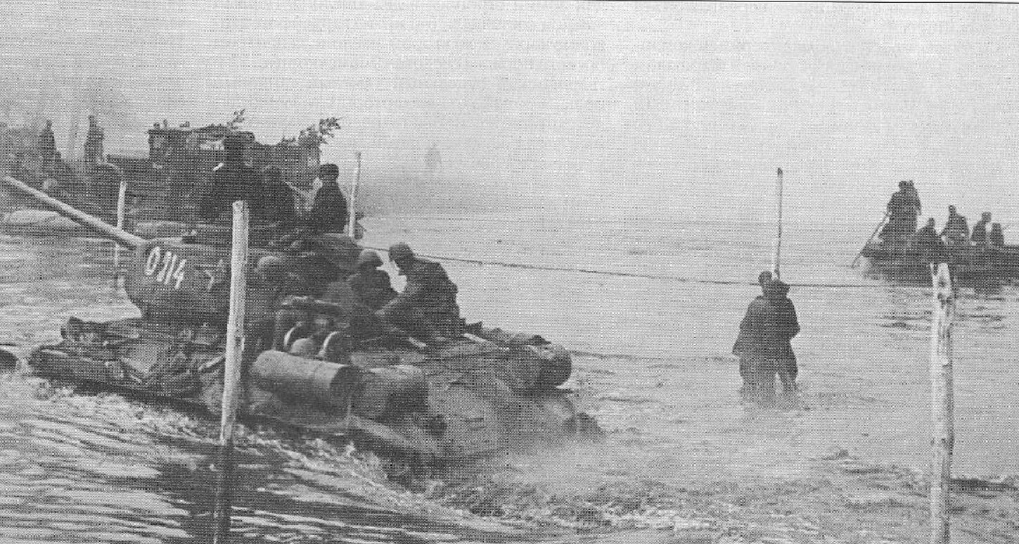 Одер 1945. Форсирование реки одер в 1945. форсирование реки одер март 1945. форсирование реки одер в апреле 1945. форсирование реки шпрее в 1945 году.