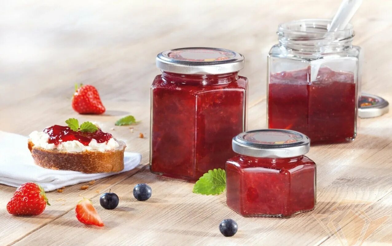 Варенье. Начинка из варенья. Загуститель для варенья. Малина джем конфитюр. Что добавить в варенье для выпечки.