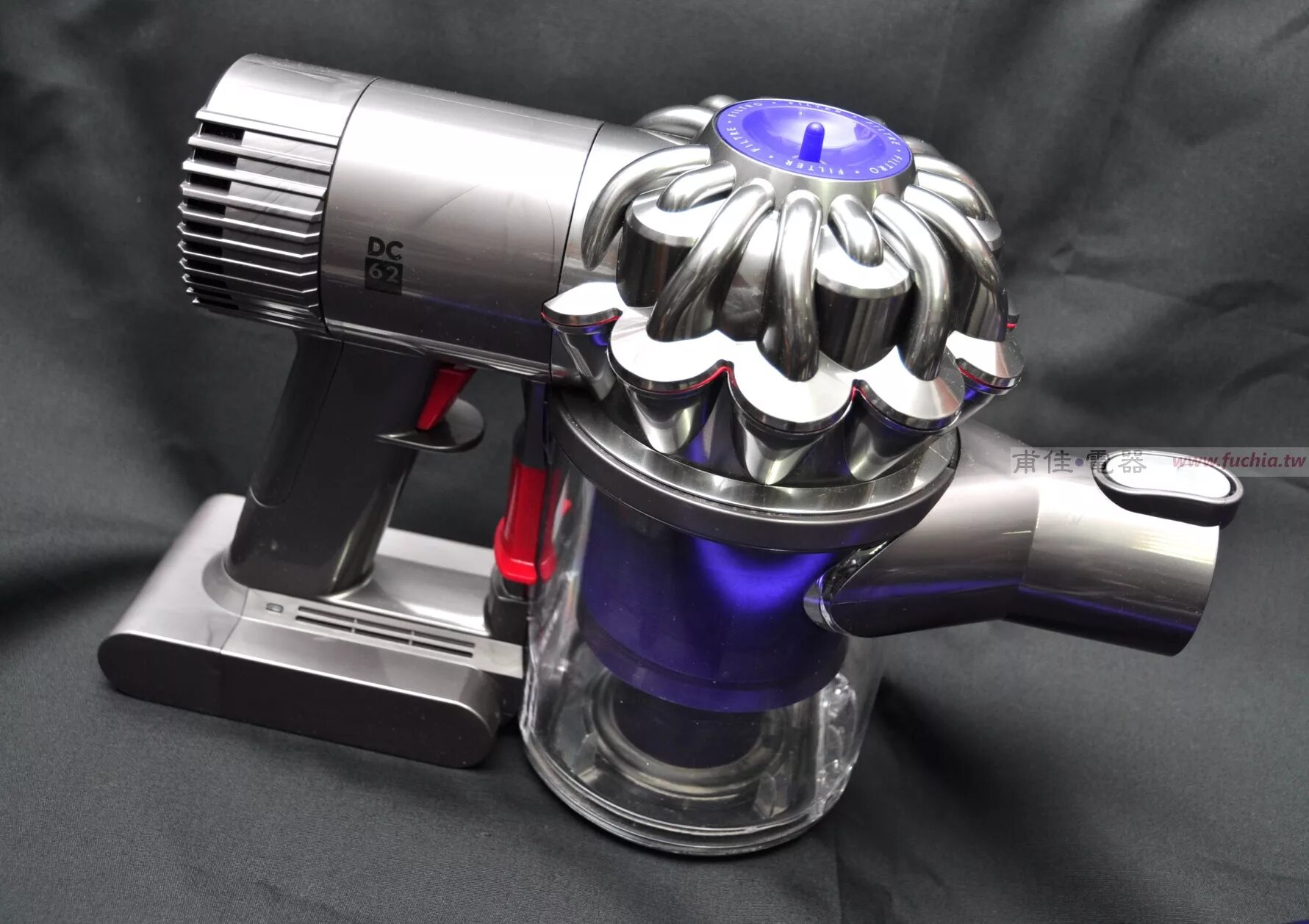 Dyson dc62. Дайсон ДС 62. Dyson dc62 Vertical. Dc60 Dyson dc62. Дайсон 62