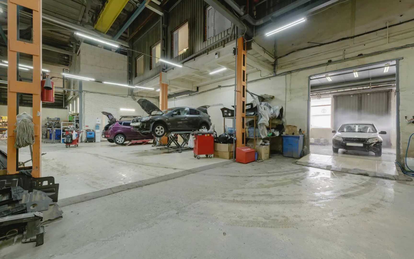 Инфулл сервис оптиков. Мерседес оптиков 4. Кузнецкое шоссе 37 а. Оптиков 4. Автосервис оптиков.