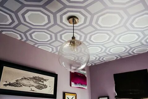 Какие обои лучше на потолок