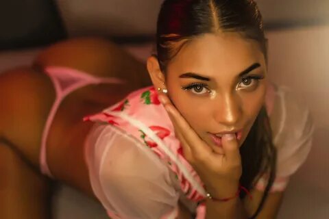 Photos et vidéos sexy de AliceSpencers.