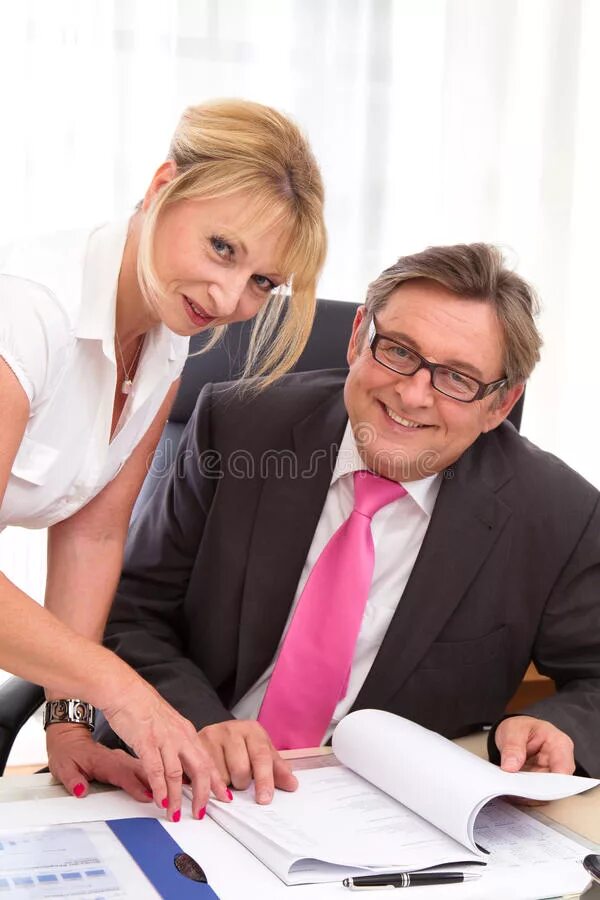 К чему снится сниться увольнение с работы. К чему снится начальница женщина. Снится начальник. К чему снится начальница женщина. Мэрил стрип в дьявол носит prada.