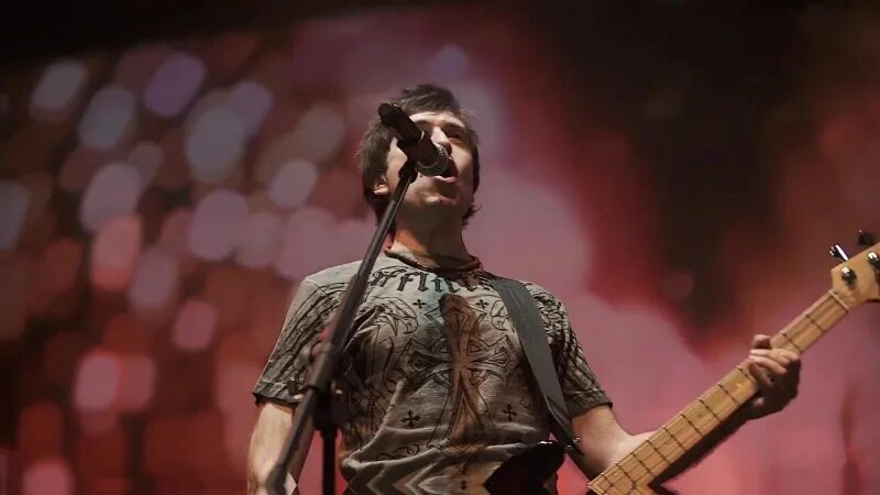 Ногу свело игры с огнем слушать. Максим покровский игры с огнем. Ногу свело 2017. Ногу свело игры с огнем. Ногу свело коса на камень.