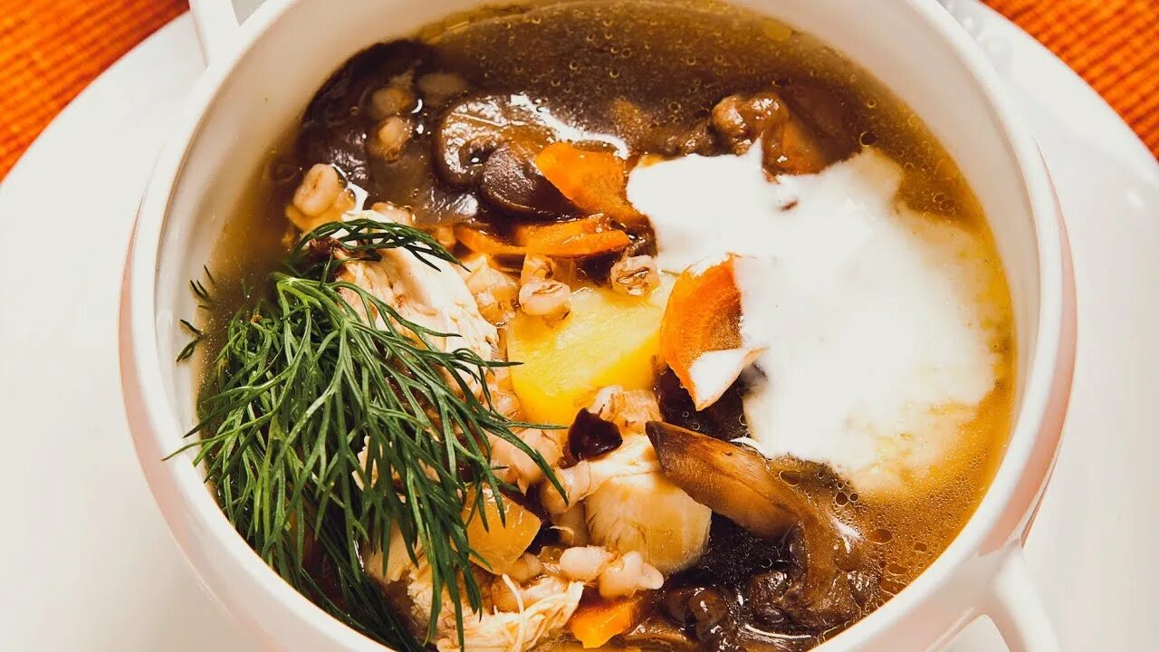 Суп из замороженных шампиньонов с картофелем. Суп с шампиньонами и картофелем. суп из шампиньонов с картофелем и вермишелью.