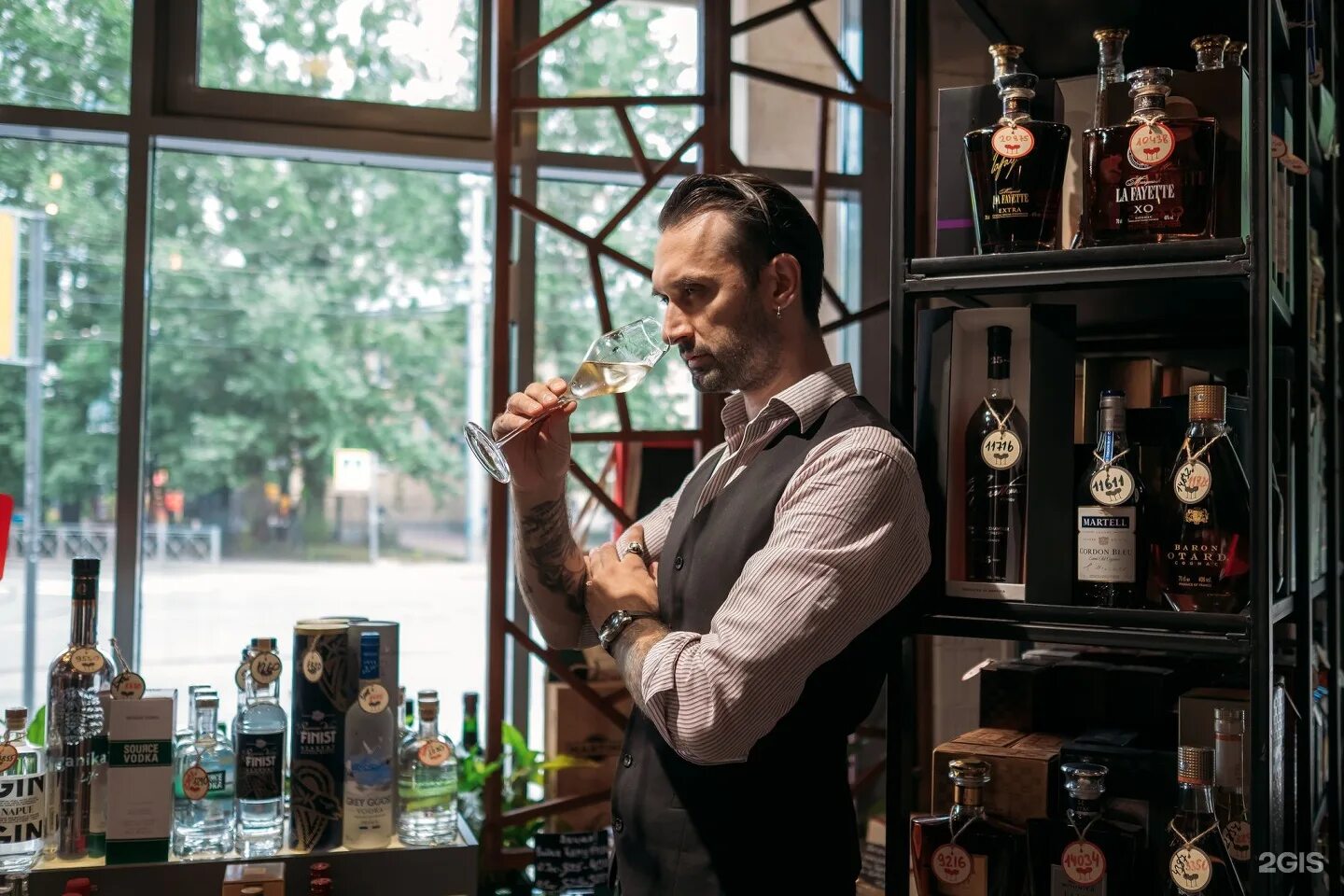 Александр фомичев сомелье. Свои 5 мой напарник сомелье. Свои 5 мой напарник сомелье. Winejet школа сомелье. Максим наумкин сомелье.