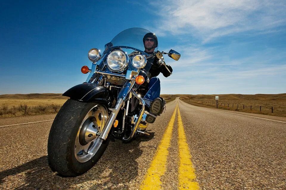 Ride a motorbike. Ride a motorbike. Ride a motorbike. Ride a motorbike. Дорожный мотоцикл.