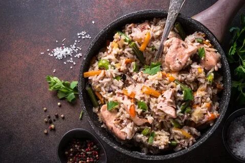 Рис с индейкой и овощами в духовке
