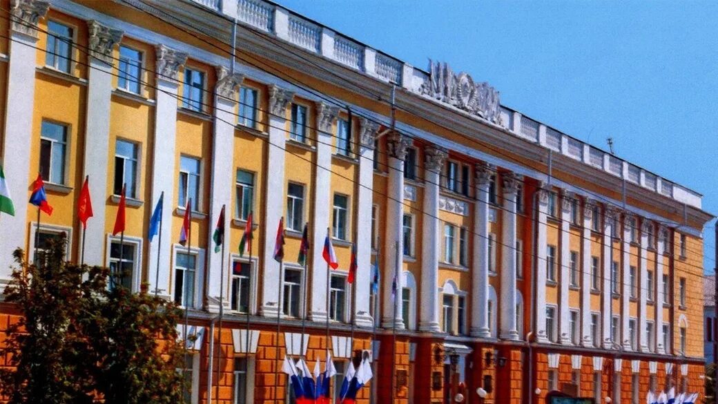 Большое Золотое Кольцо Алтая. Барнаул. Двигаюсь вниз по проспекту Ленина.. Михаи