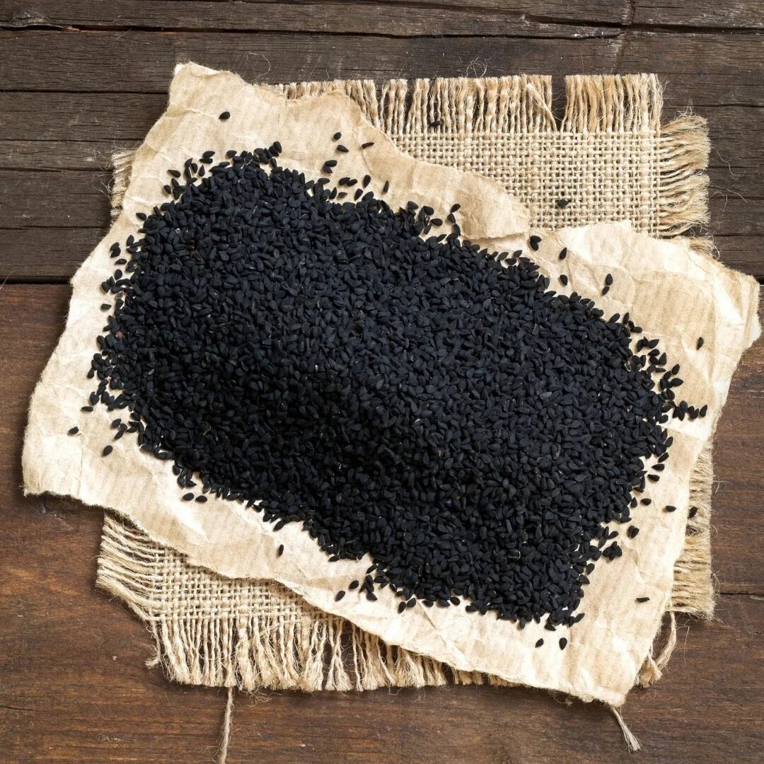 Как использовать семена тмина. Жмых черного тмина. black cumin seeds. черный тмин black seed oil. семена черного тмина.