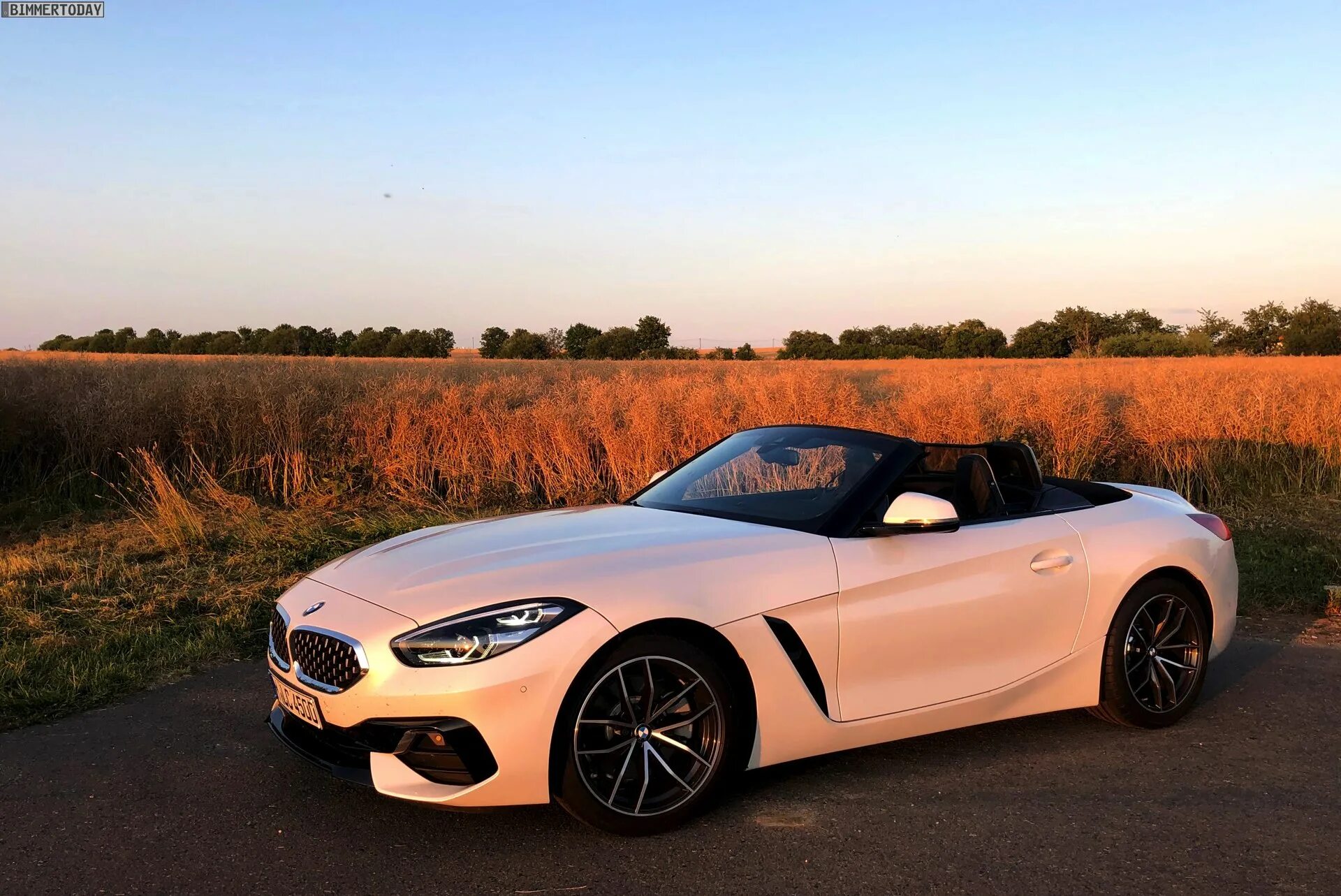 BMW z4 Roadster 2022. БМВ z4 родстер 2021. BMW z4 SDRIVE 351. BMW Z 2022.