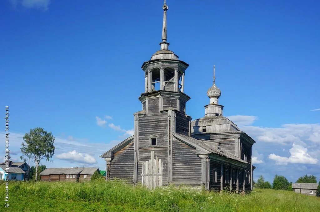 онежский район архангельской области. ворзогоры онега. шатровая церковь николая чудотворца в архангельской области. ворзогоры архангельская область. ворзогоры колокольня.