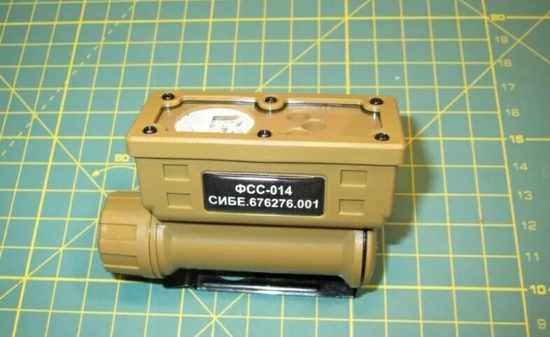 Фсс-014 батарейка. Армейский фонарик фсс-014. Фонарь фсс-014 ратник. Фонарь фсс-014. Фонарь фсс-014 светосигнальный.