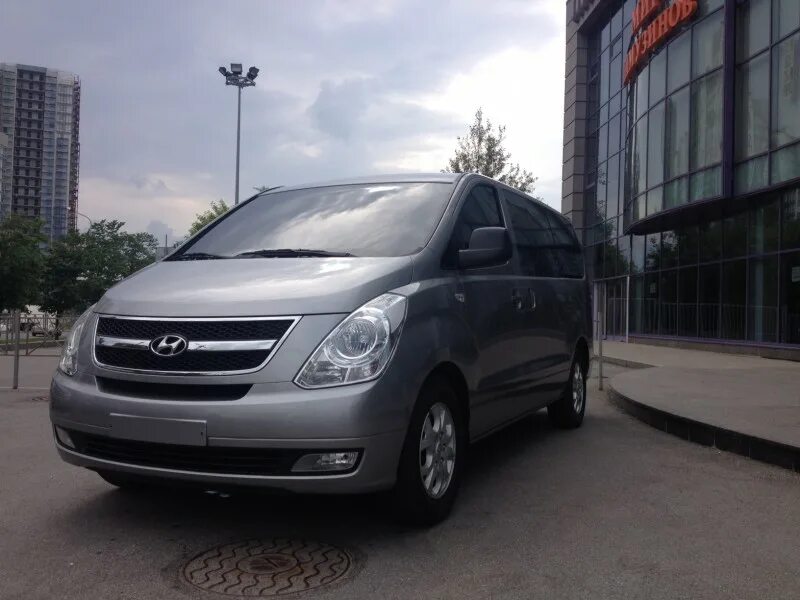 хендай старекс 2013 года.