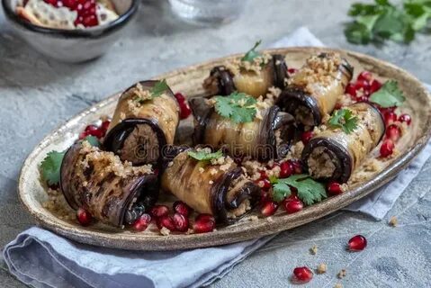 Баклажаны рулетики с грецким орехом и чесноком