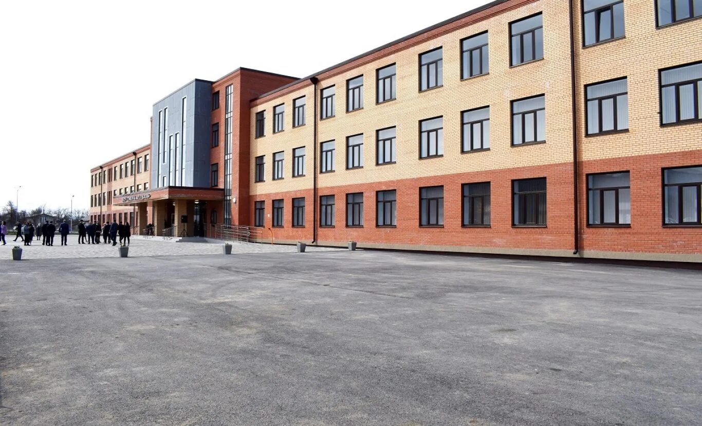 44 школа владикавказ новый корпус. 44 школа владикавказ старая. 44 школа владикавказ адрес. Владикавказ школа сош 44. 41 школа владикавказ.