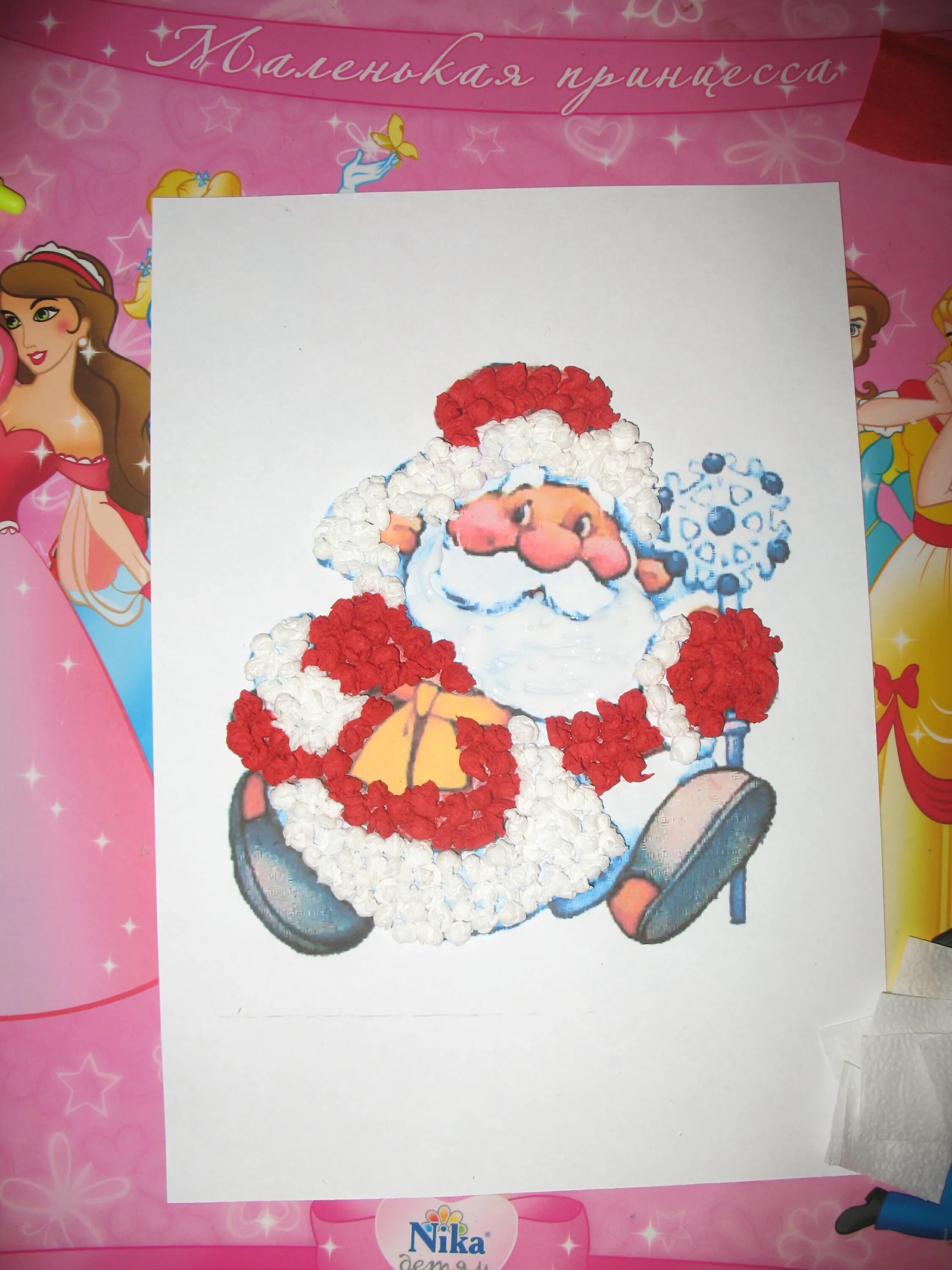 Красивые аппликации на новый год. Новогодние открытки из бумаги. Открытка деду морозу своими руками. Подарок для деда мороза из бумаги. Окрыкадляддаморозасвомрукам.