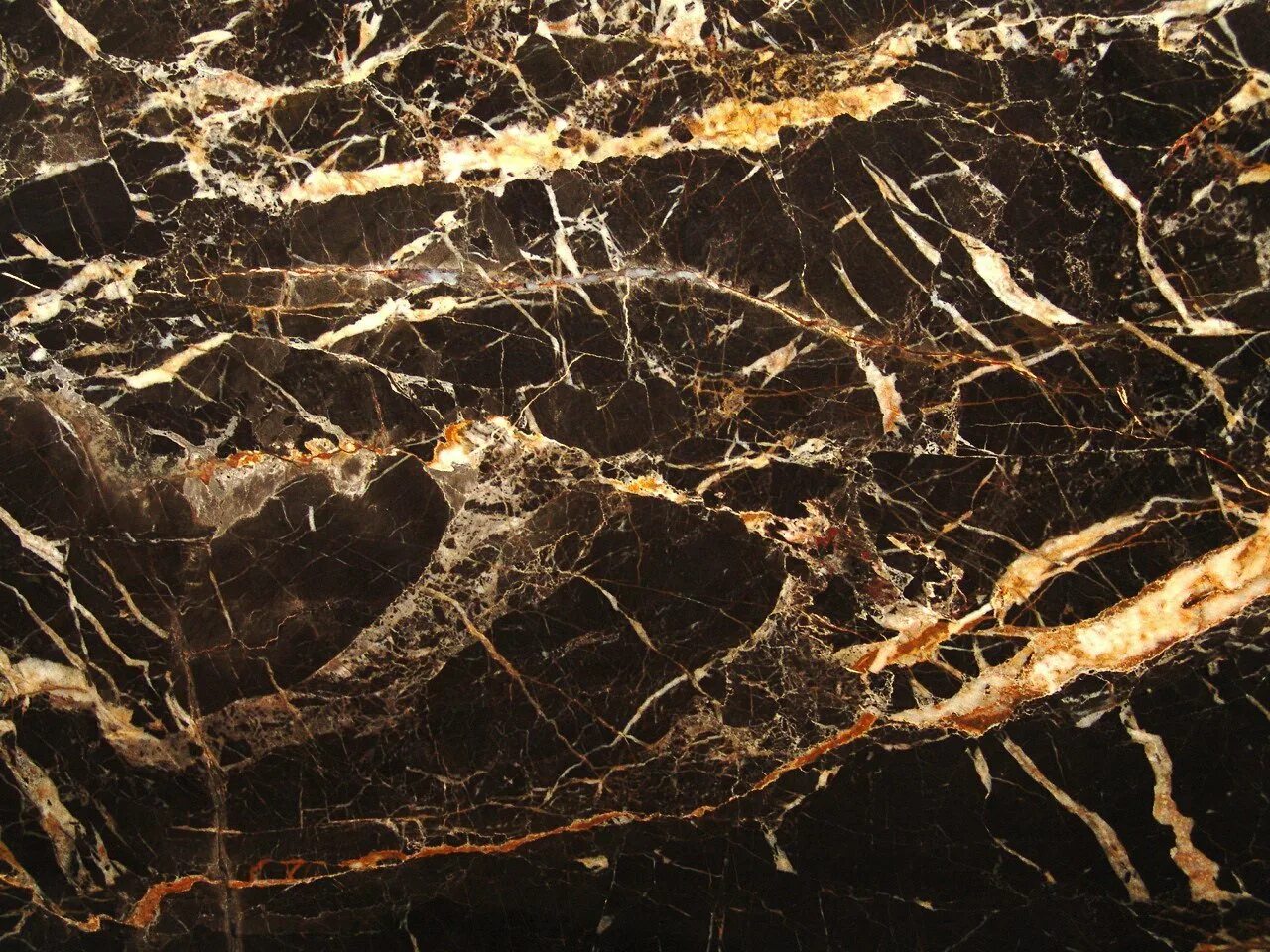 Мрамор с коричневыми прожилками. Мрамор rubidium. Камень бидасар браун. Мрамор black st. Мрамор golden dragon marble бесшовный.