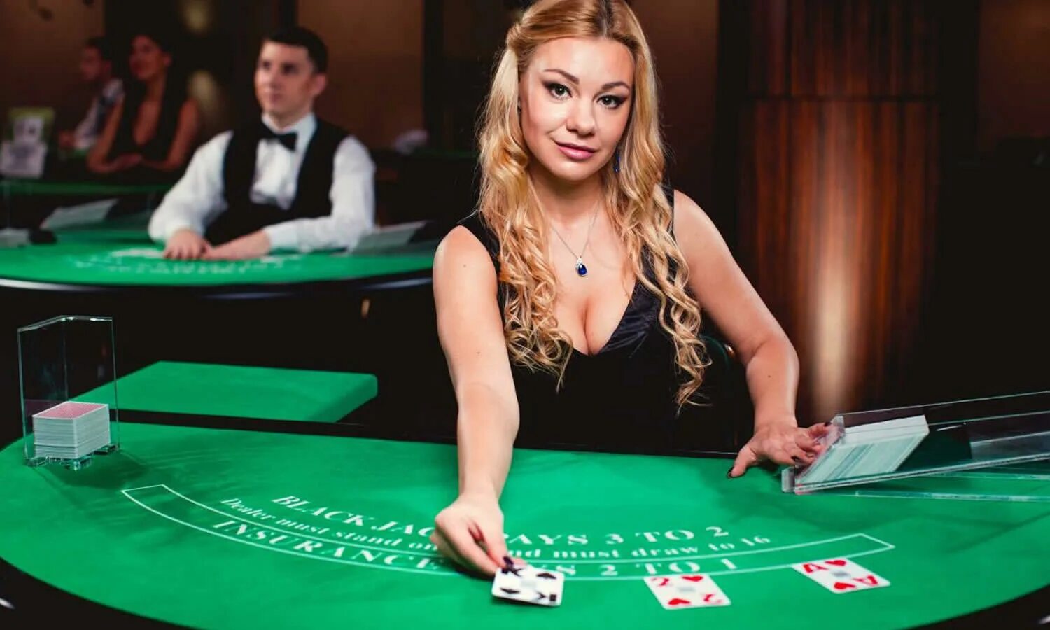 Голден Пэлэс казино Москва крупье. Live Casino Blackjack. Баккара покер